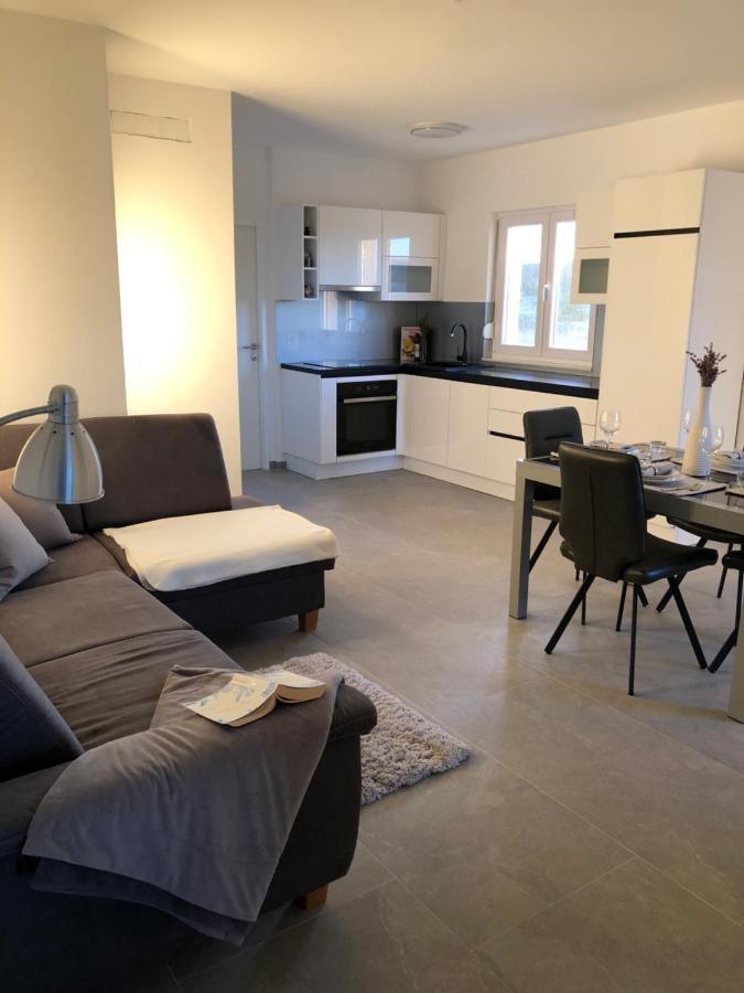 Apartments Villa Prima Privlaka  Exteriér fotografie